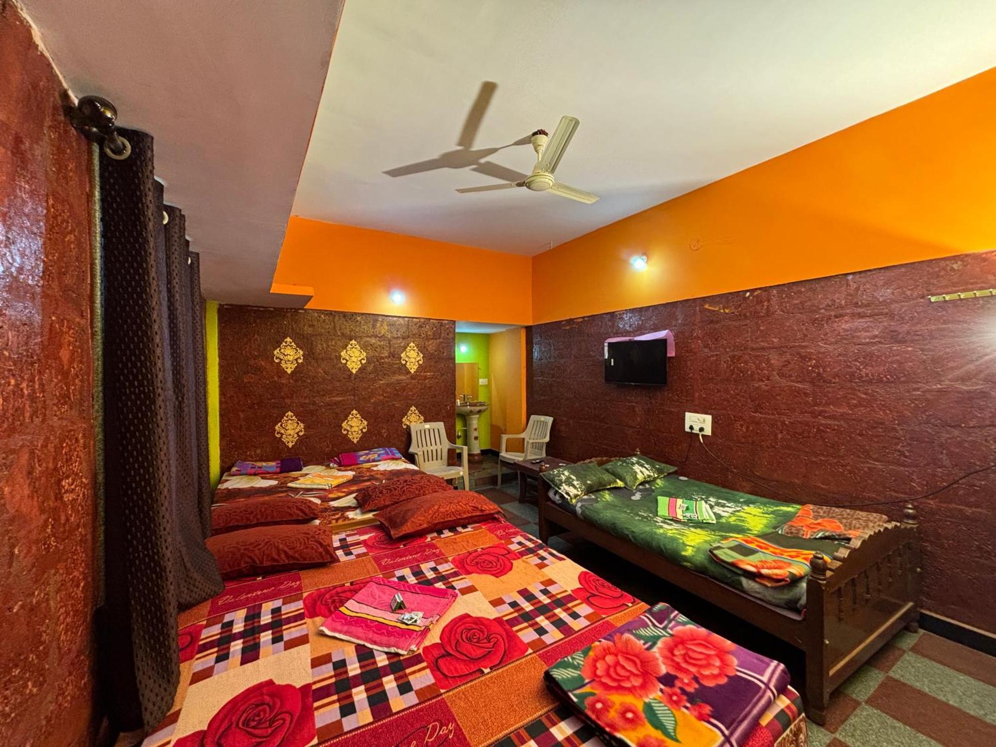 Dandeli Nakadi Home Stay المظهر الخارجي الصورة